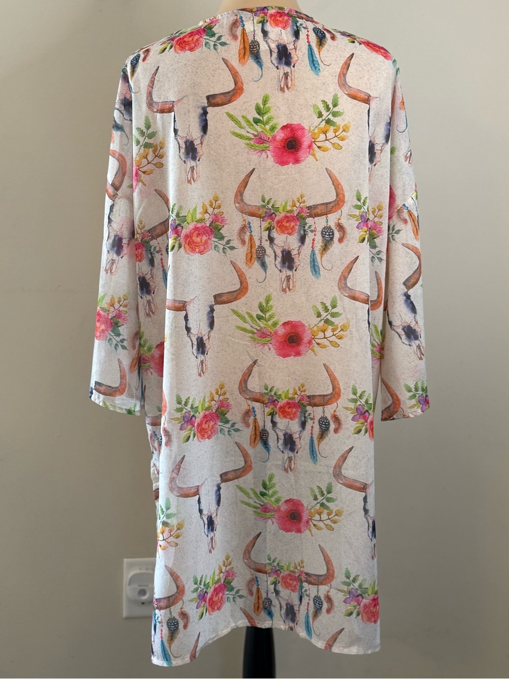Grace & Emma western kimono coverup floral steer skulls SZ M/L - Picture 4 of 10
